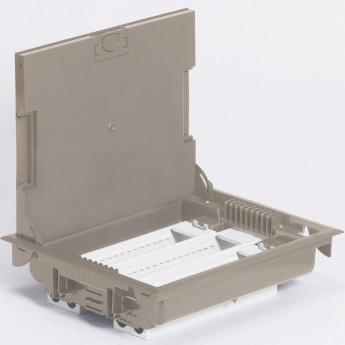 Напольная коробка LEGRAND с глубиной 75-105 мм неукомплектованная 24 модуля под покрытие RAL 1019 бежевый