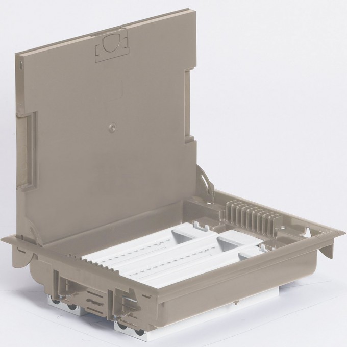 Напольная коробка LEGRAND с глубиной 75-105 мм неукомплектованная 24 модуля под покрытие RAL 1019 бежевый 089617