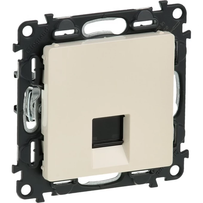 Информационная розетка LEGRAND Valena LIFE одиночная RJ45 Кат.5е UTP с лицевой панелью слоновая кость 753540 Информационная розетка LEGRAND Valena LIFE одиночная RJ45 Кат.5е UTP с лицевой панелью слоновая кость 753540